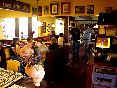 Bon Temp Cafe - Interior